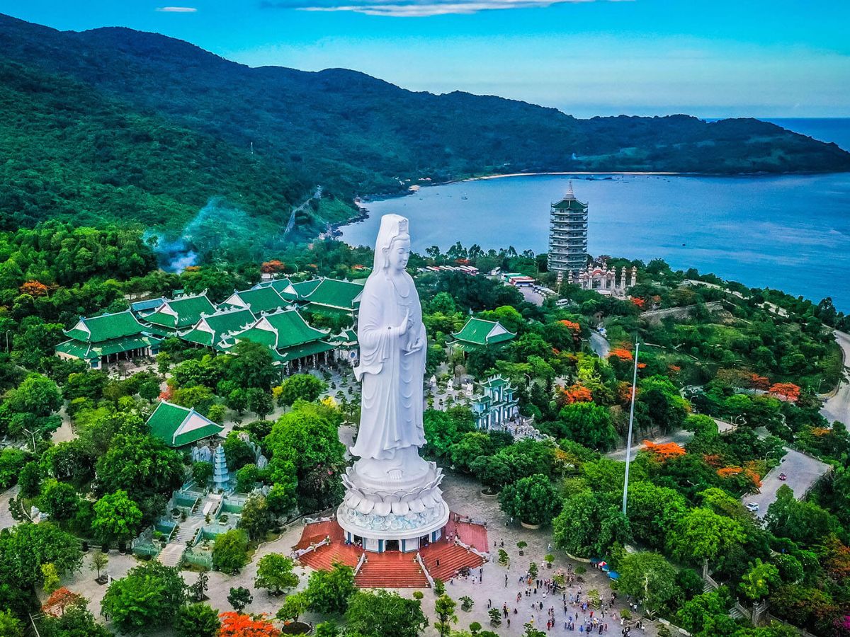 Chùa Linh Ứng Bán đảo Sơn Trà (Nguồn: Sưu tầm)