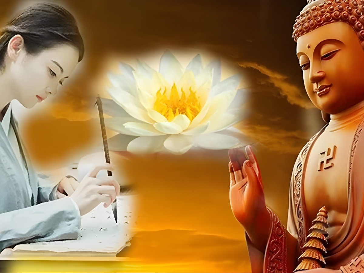 Người tu tập chuyên tâm viết chữ và nhận sự gia hộ từ Đức Phật. (Nguồn: Sưu tầm)