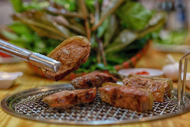 Bò tơ Tây Ninh là một trong những đặc sản phải thử khi ghé thăm Tây Ninh