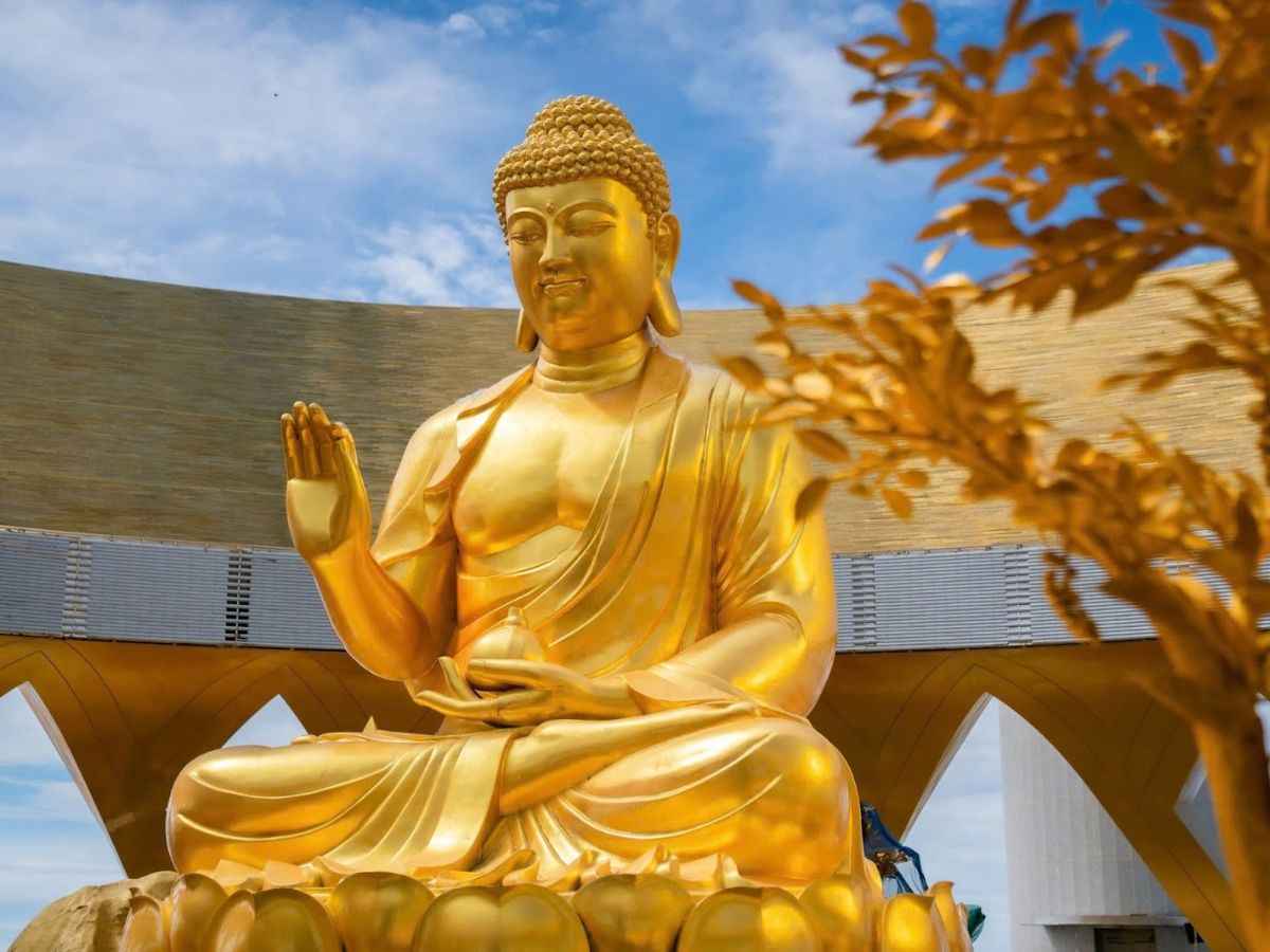 Phật Câu Na Hàm Mâu Ni là Đức Phật biểu trưng cho trí tuệ của chúng sinh. (Nguồn: Sưu tầm)