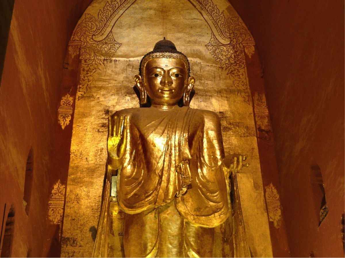 Chân dung Phật Câu Na Hàm Mâu Ni được tìm thấy trong các di tích cổ. (Nguồn: Sưu tầm)