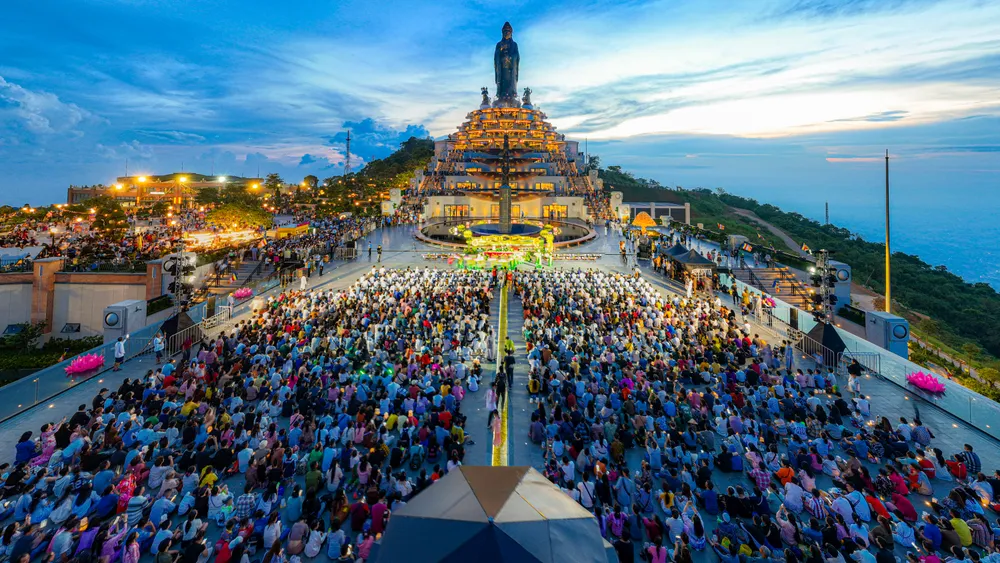 A large number of tourists and Buddhist pilgrims visit Ba Den Mountain.