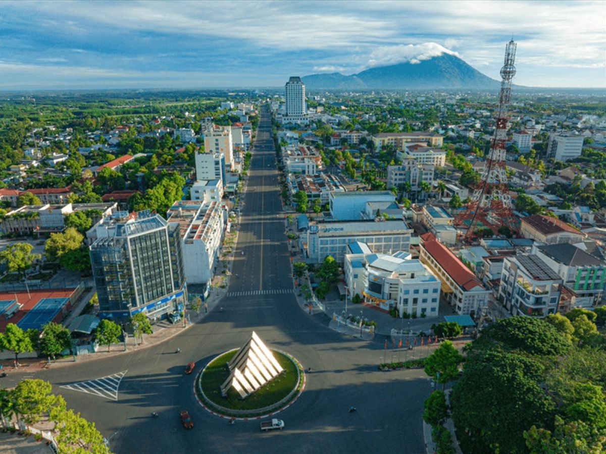 Tây Ninh có nhiều loại hình du lịch với chi phí phải chăng để du khách khám phá và trải nghiệm
