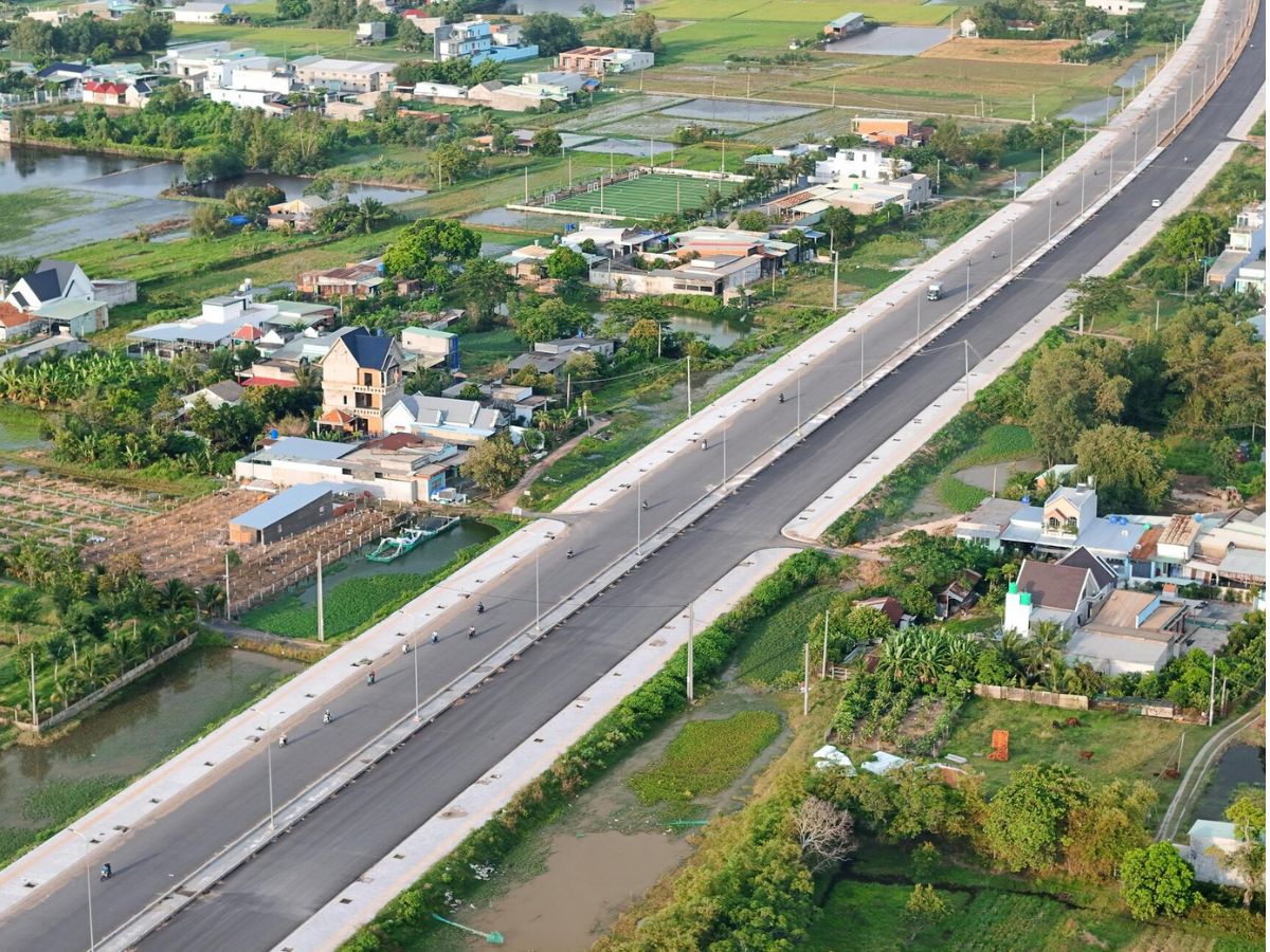 Du khách di chuyển từ TP.HCM đến Tây Ninh theo QL22