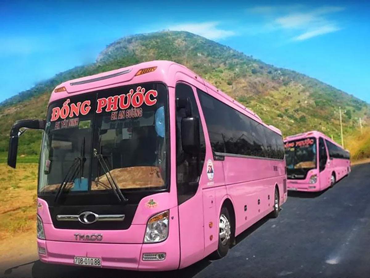Nhà xe Đồng Phước là một trong những đơn vị vận tải phổ biến trên tuyến Tây Ninh. (Nguồn sưu tầm)