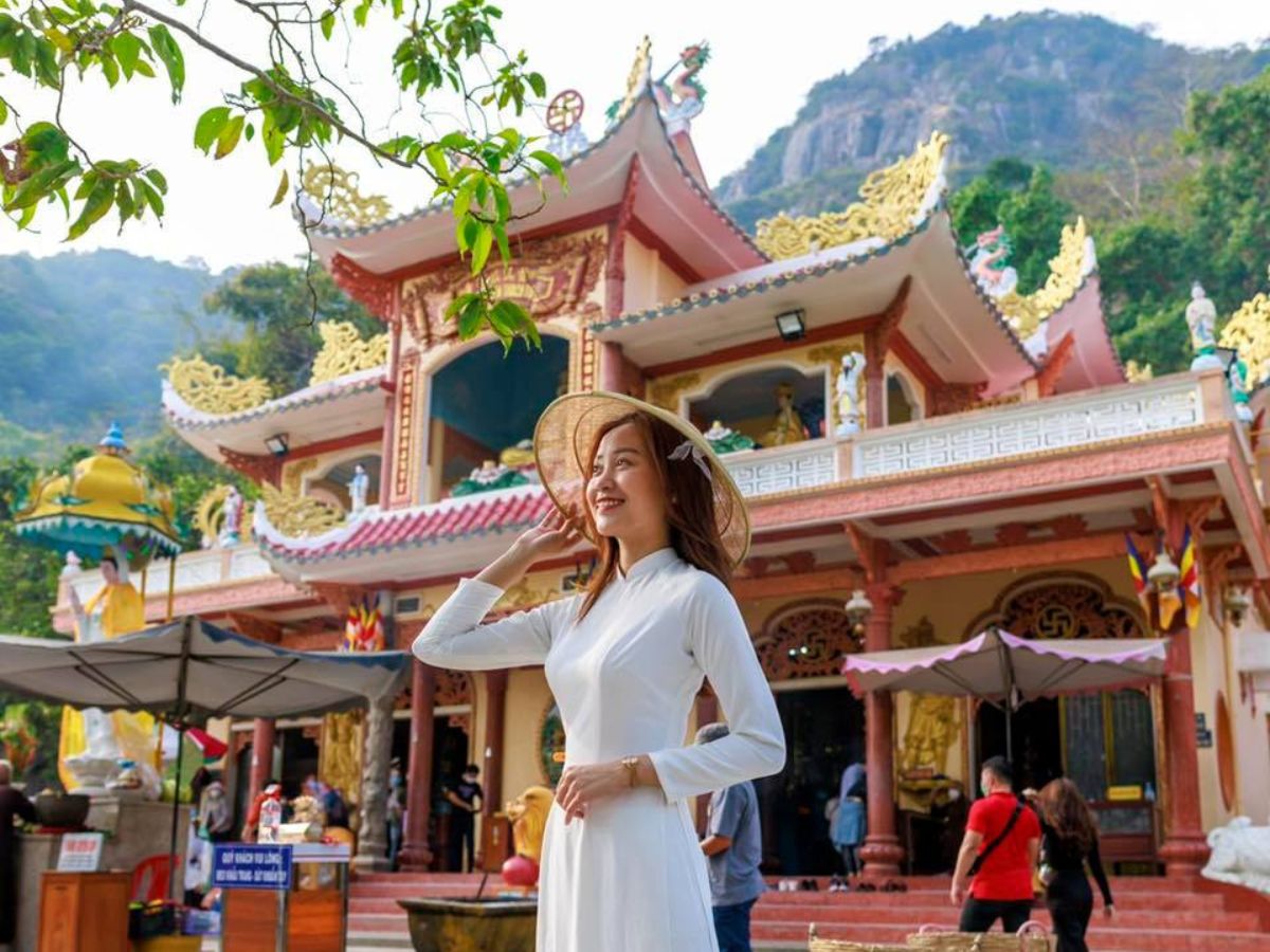 Khám phá miền Tây trọn vẹn văn hóa, tâm linh và ẩm thực