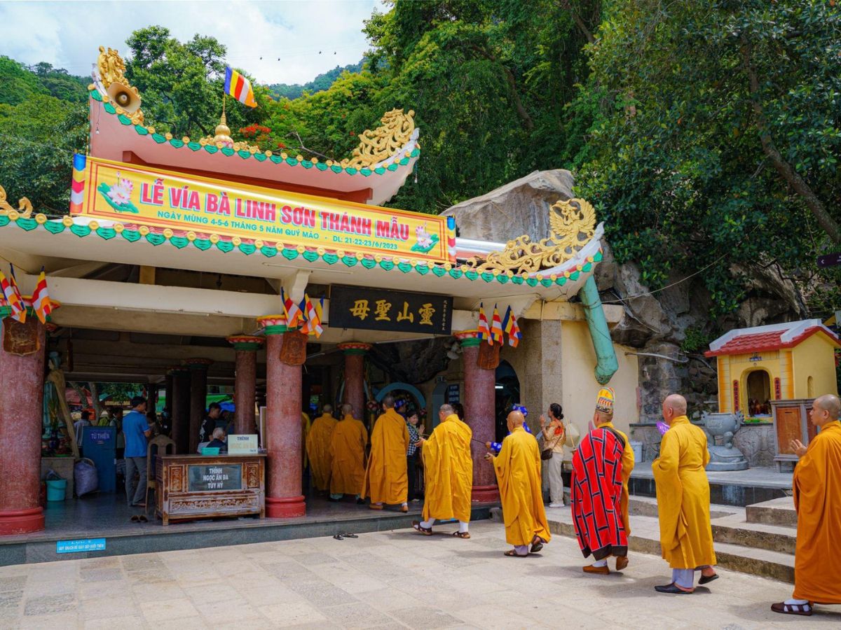 Những điều cần lưu ý khi đến với Tây Ninh Bến Tre.