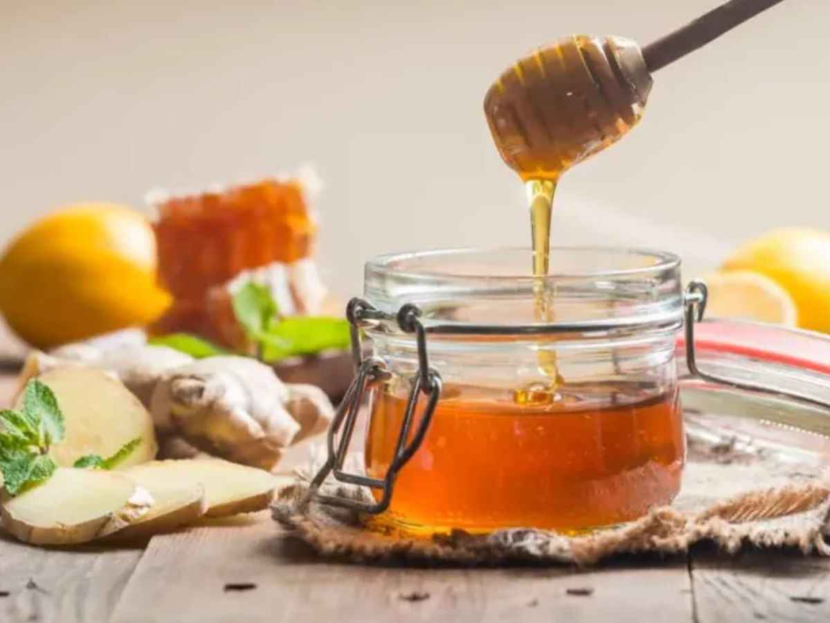 ết hợp mật ong rừng với gừng hoặc chanh có tác dụng làm giảm viêm họng