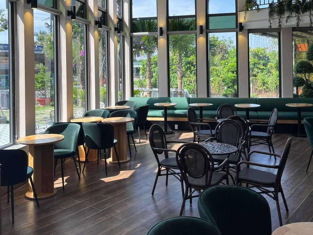 Quán cafe Gò Dầu hiện đại, không gian đẹp, sáng thoáng, phù hợp check in.