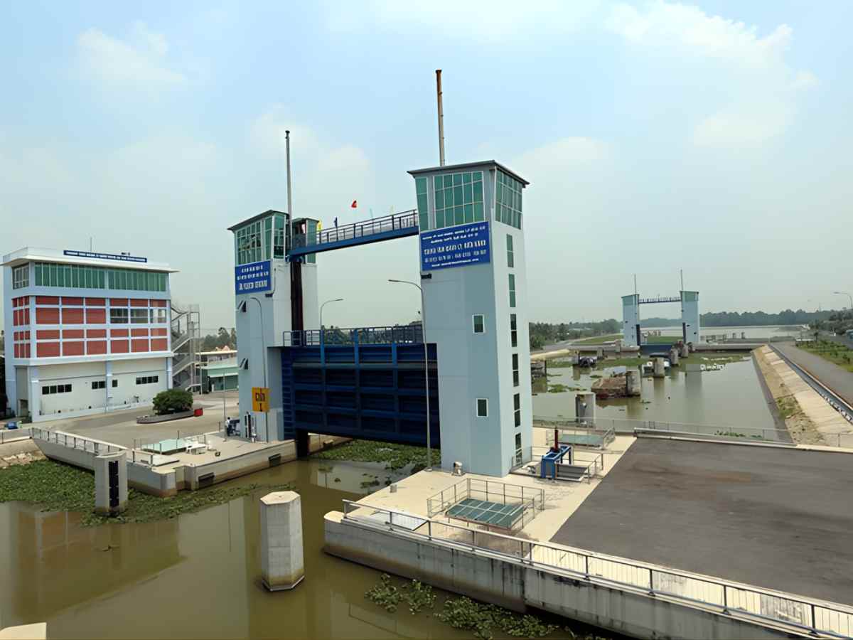 Khu vực Âu Tàu Rạch Chanh nằm gần tuyến sông Vàm Cỏ, Tây Ninh.