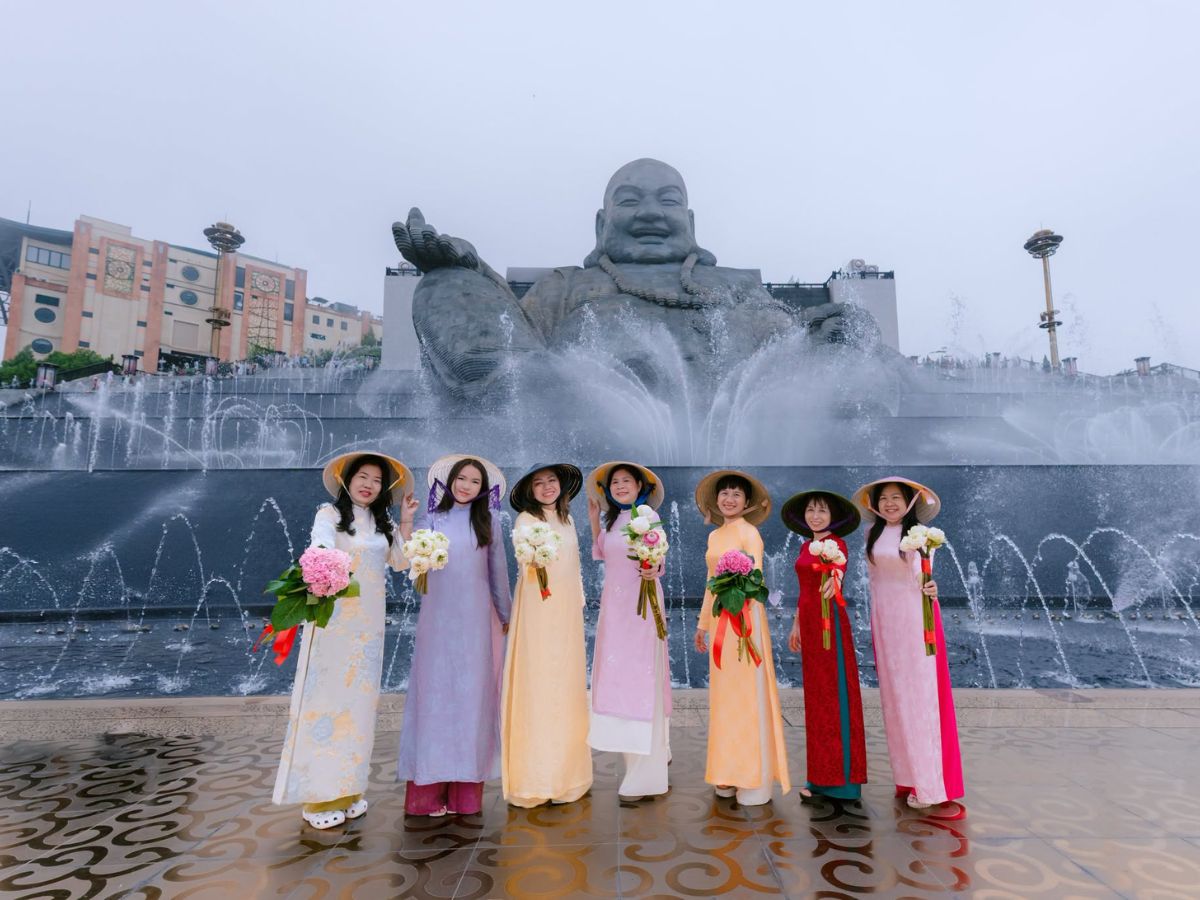 Tặng mẹ tour Núi Bà Đen dịp 20/10 mở ra những khoảnh khắc đáng nhớ.