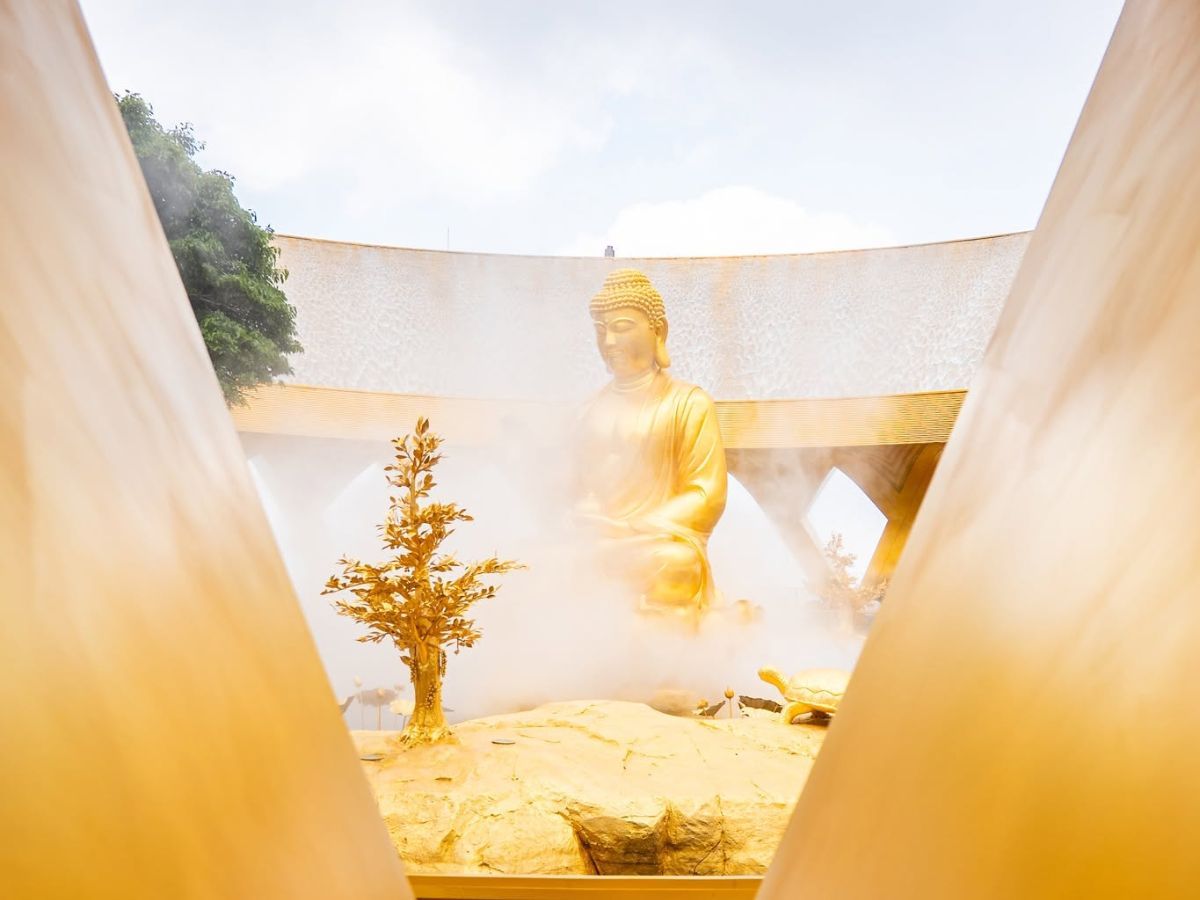 Không gian linh thiêng và thanh tịnh của Vườn Ưu Đàm trên đỉnh Bà Đen.
