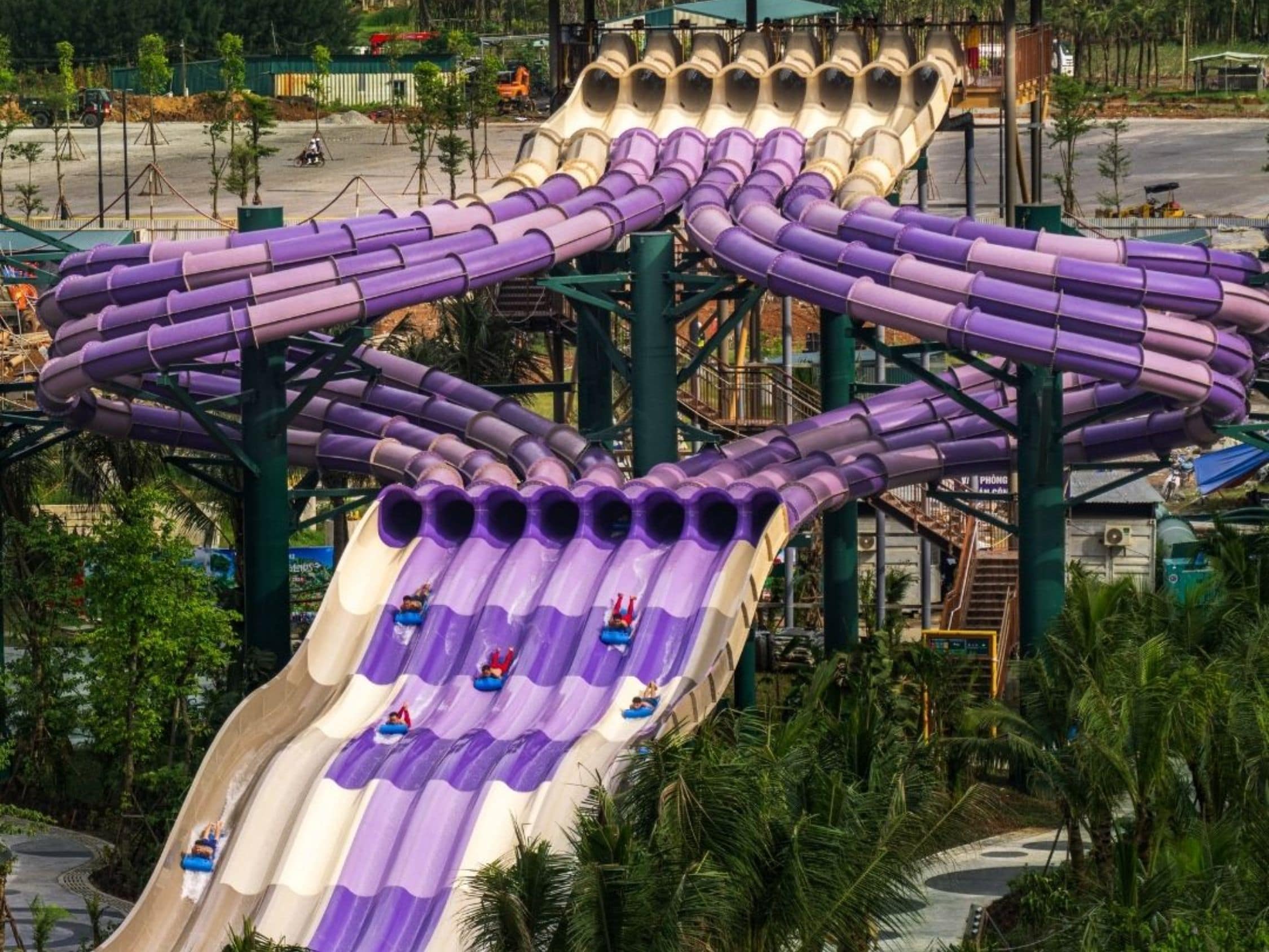 ca-tre-vuot-thac-duong-truot-da-lan-danh-cho-moi-nha