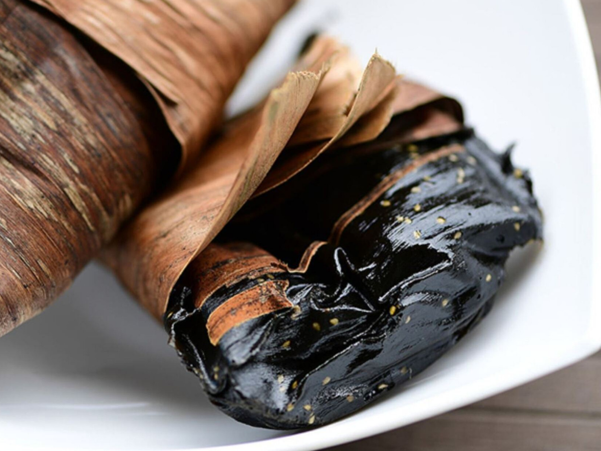 Bánh gai Tứ Trụ có nguồn gốc từ làng Thịnh Mỹ.