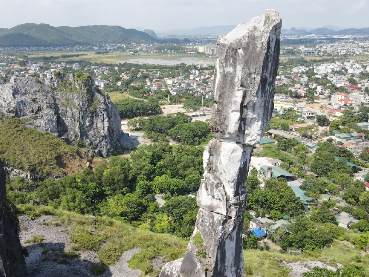 Những kinh nghiệm cần lưu ý khi tham quan núi Nhồi.