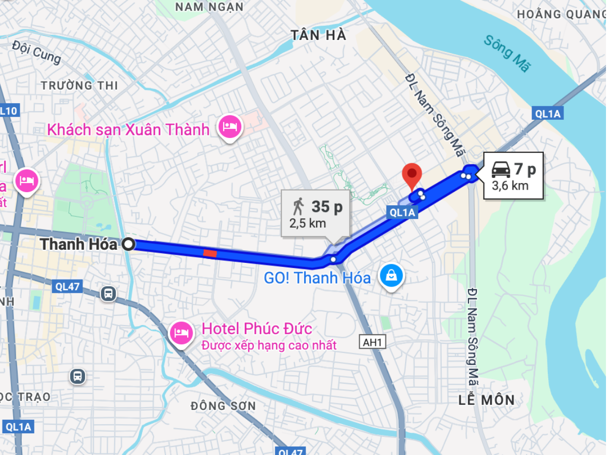 Núi Nấp tọa lạc cách trung tâm Thanh Hóa khoảng 4 km về phía Tây Nam.