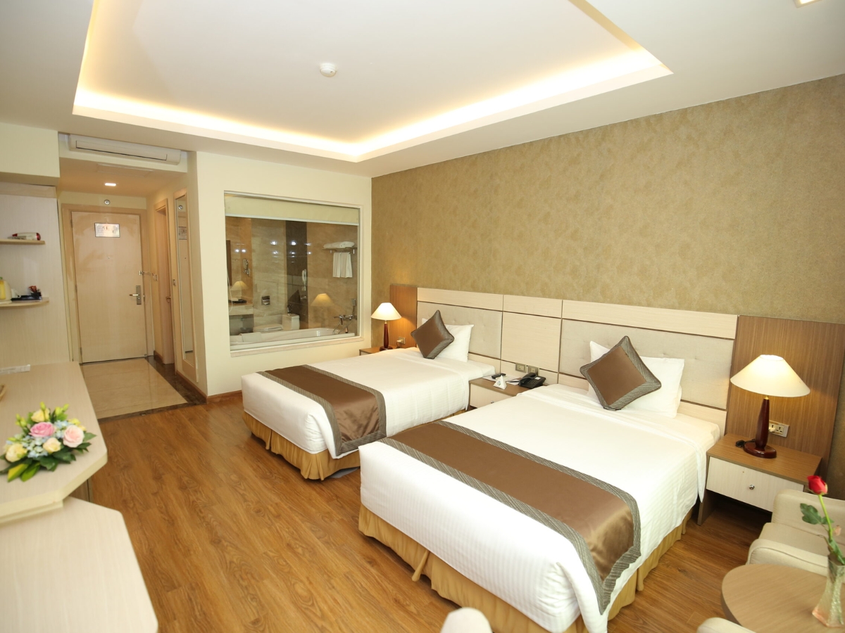 Chủ động đặt phòng sớm để có được phòng ưng ý với mức giá tốt nhất.