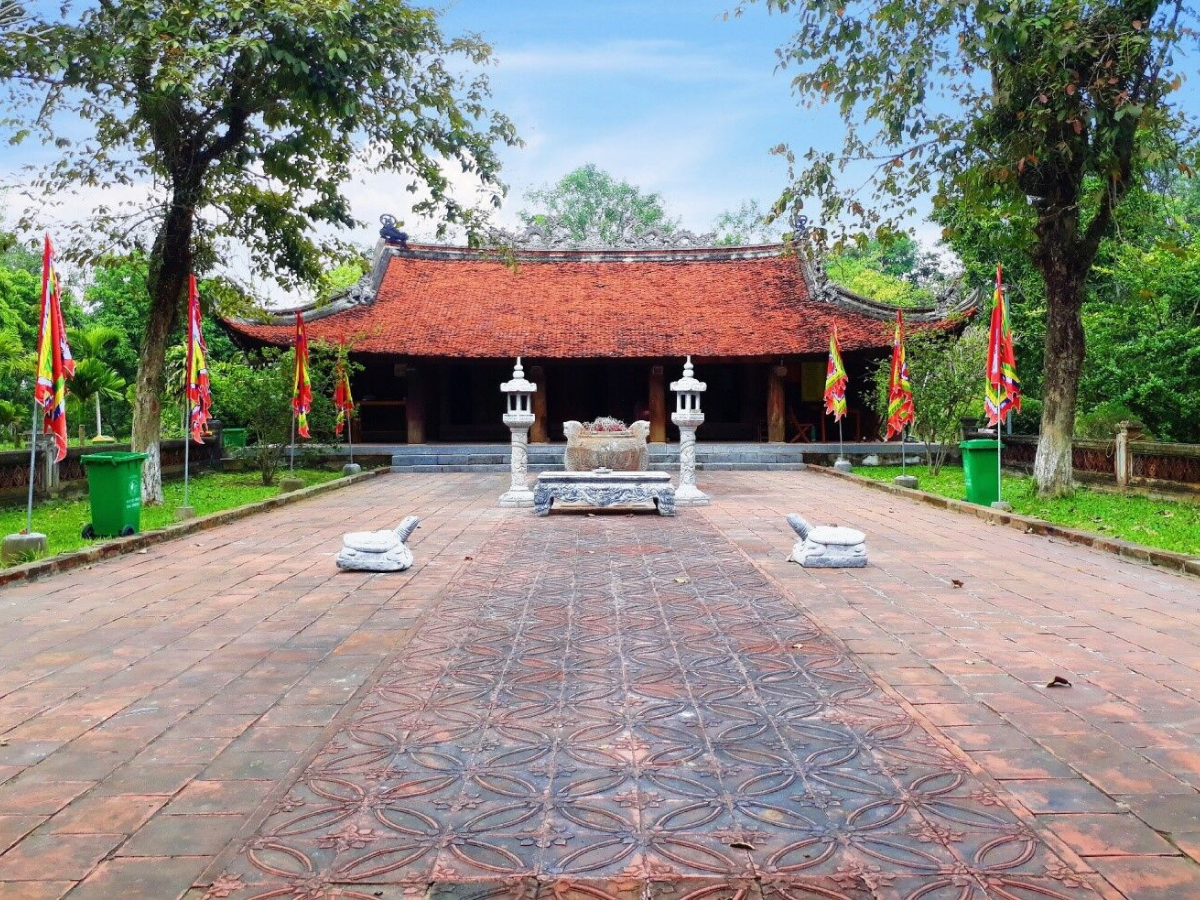 Đền thờ Lê Hoàn là một di tích lịch sử Thanh Hóa có giá trị đặc biệt về nghệ thuật và lịch sử.