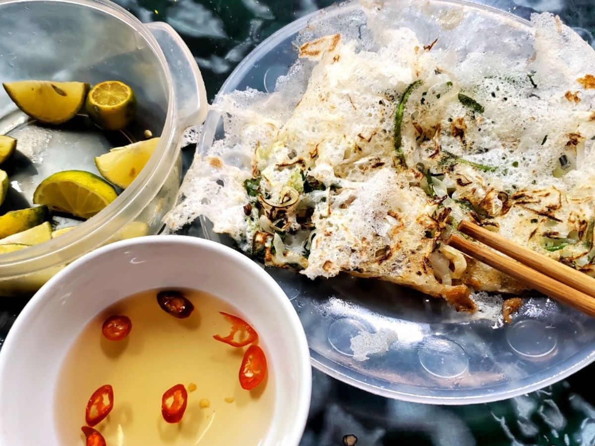 Bánh khoái có giá thành rẻ, phù hợp ăn sáng và các bữa ăn nhẹ.