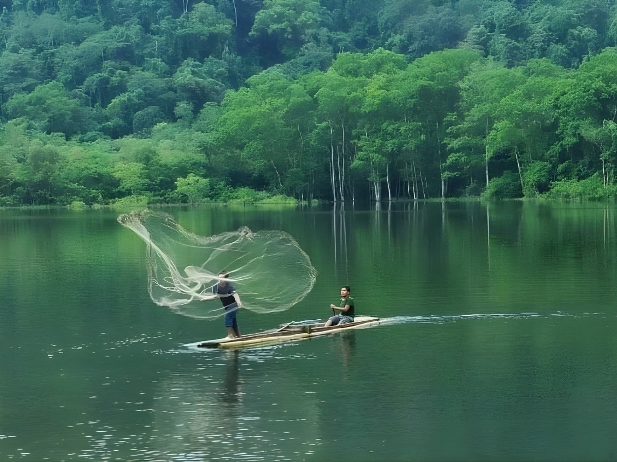 Hồ Pha Đay tại bản Bút