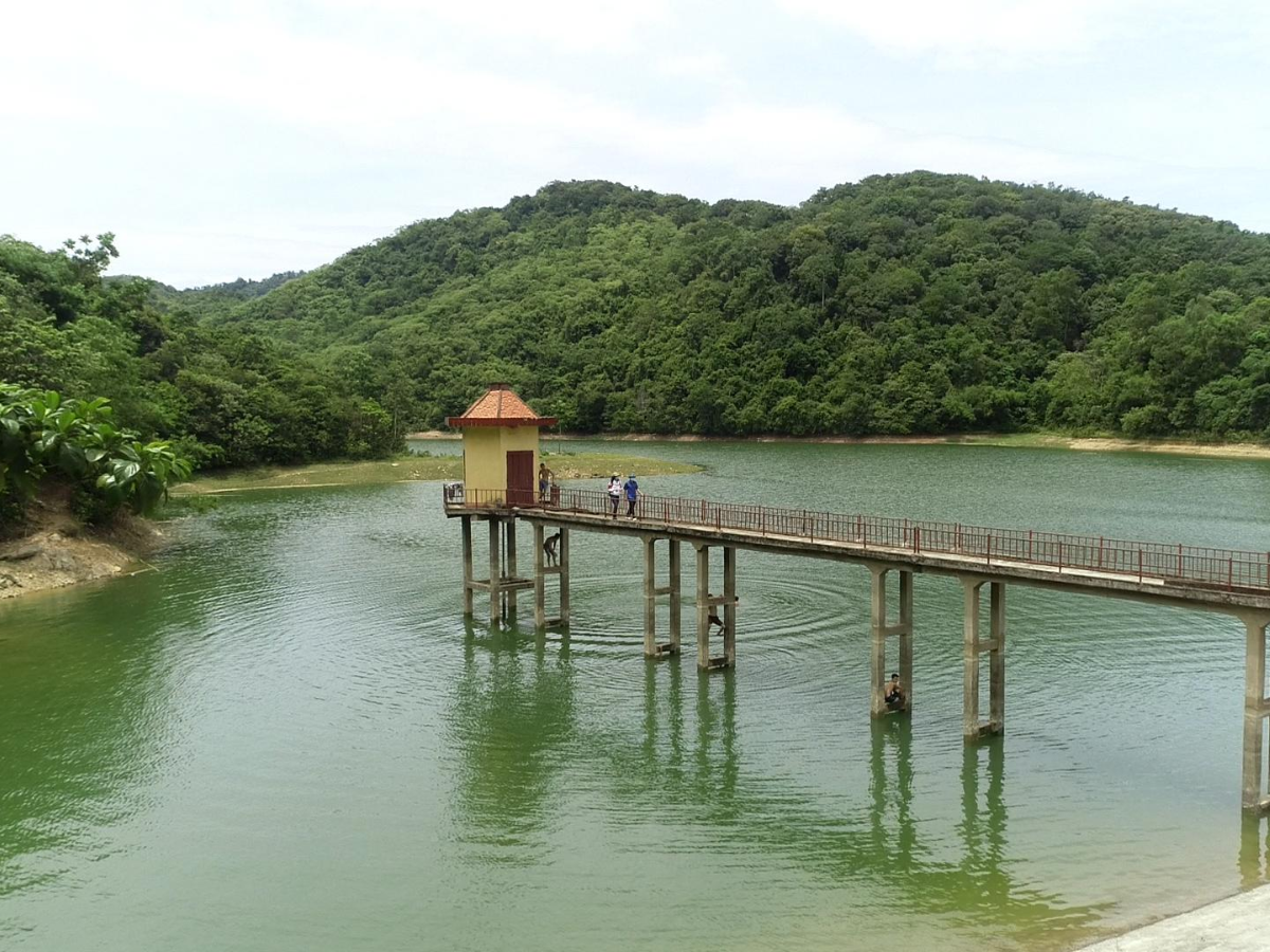 Thác Đẹn Thanh Hóa vẫn giữ được vẻ đẹp mộc mạc, nguyên sơ và là điểm đến hấp dẫn cho những ai yêu thích thiên nhiên.