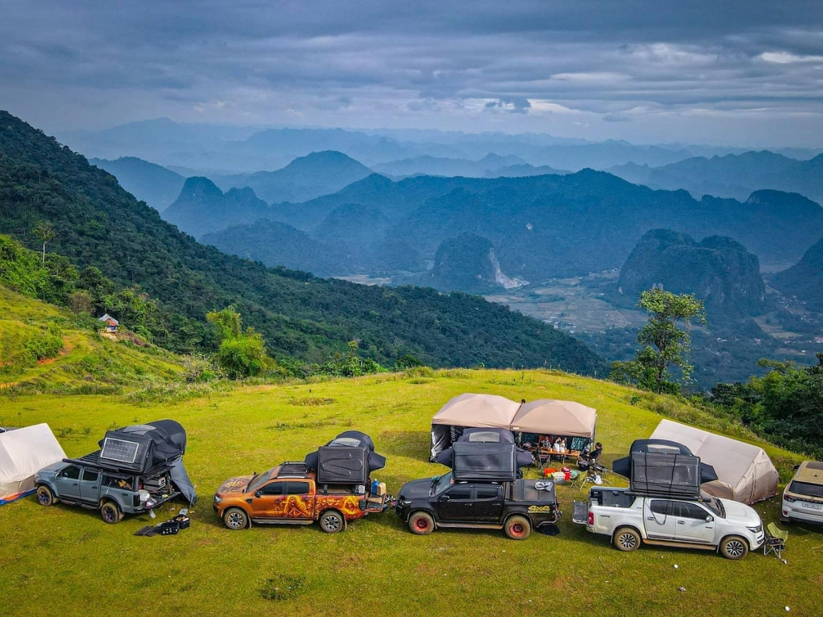 Trải nghiệm camping giữa núi rừng tại Ngọc Lặc.
