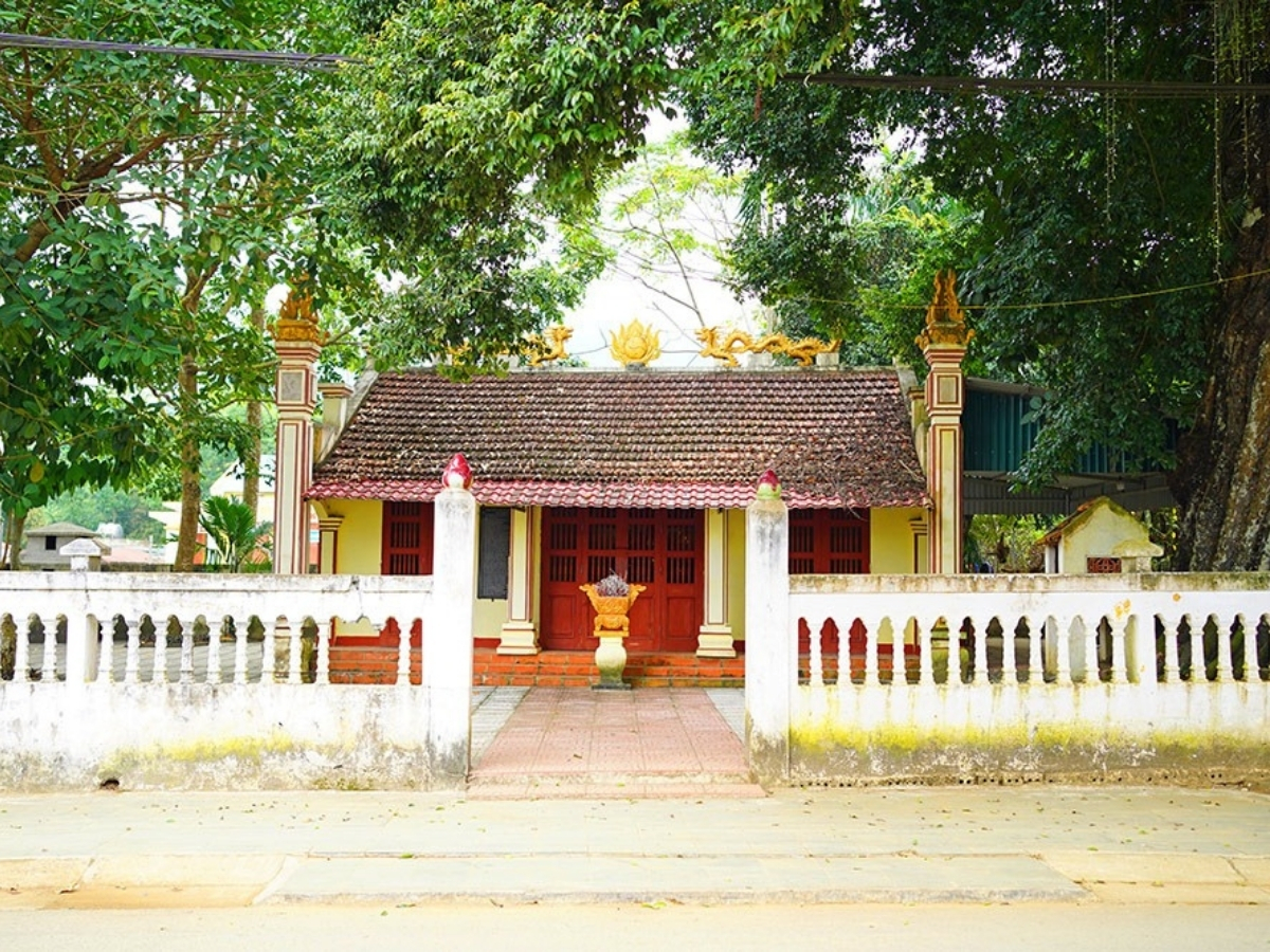 Khung cảnh đền thờ Lê Lâm tại Ngọc Lặc.