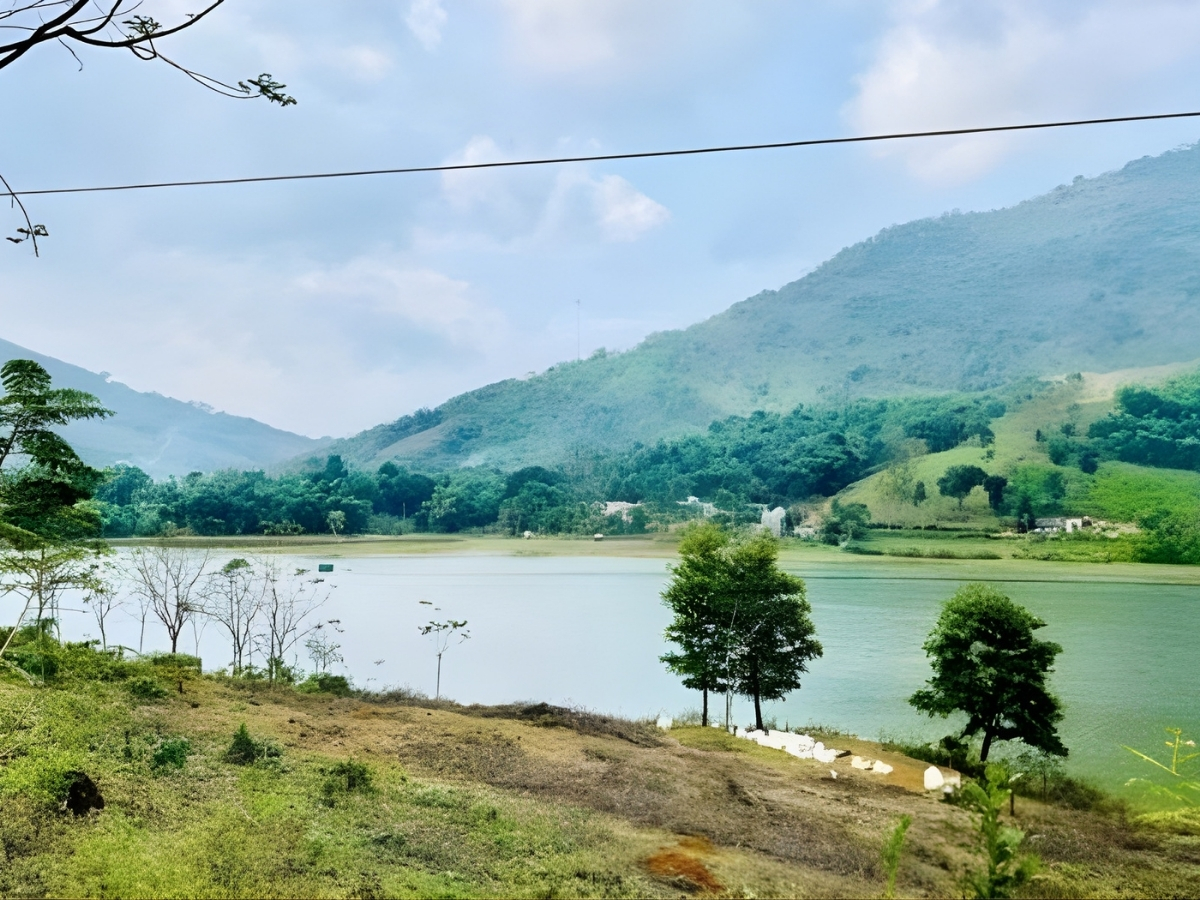 Không gian thiên nhiên tại hồ Cống Khê.