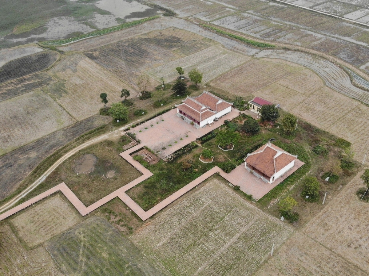 Không gian khu di tích lăng miếu Triệu Trường nhìn từ trên cao.