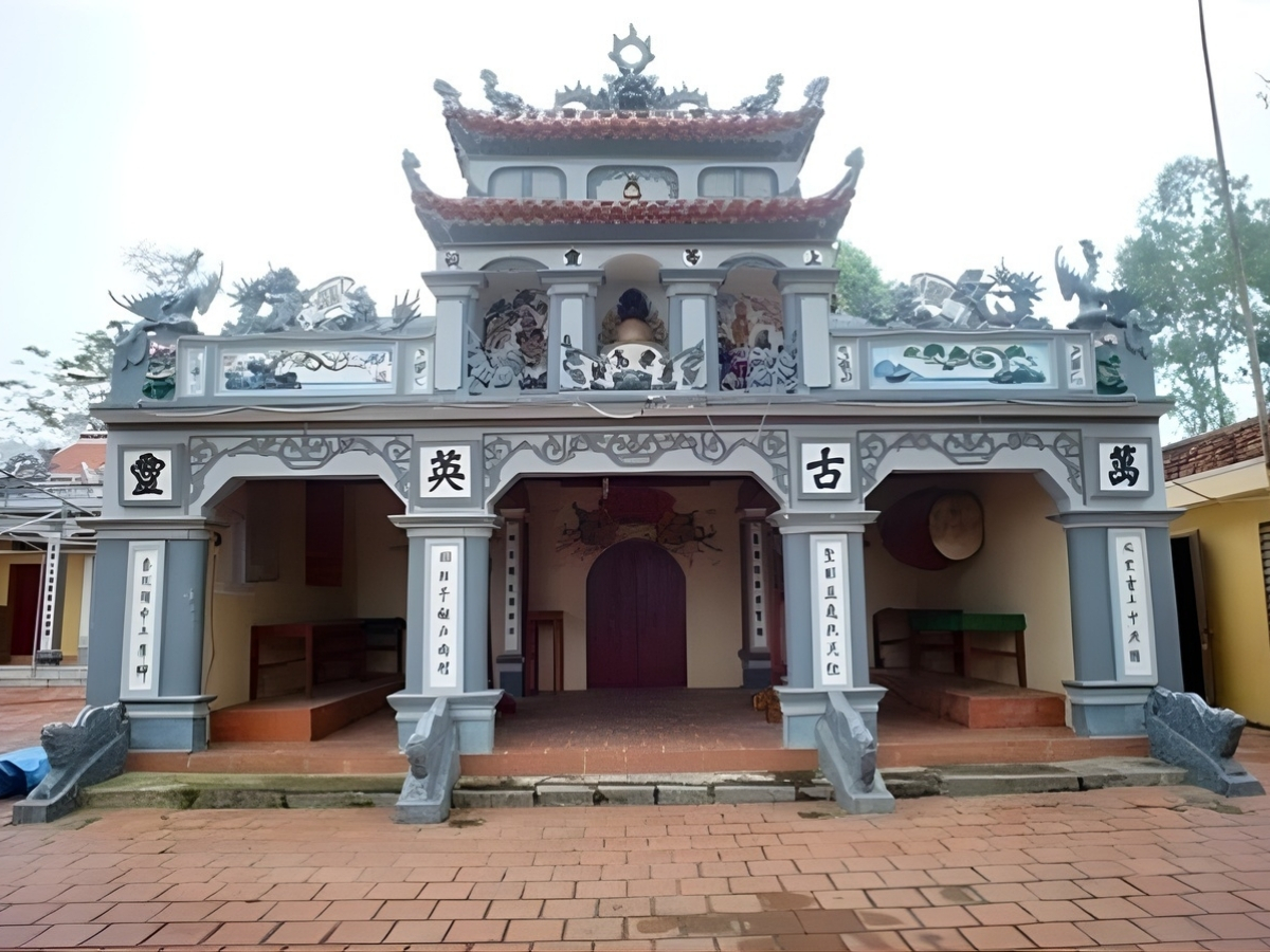 Đền Đề Lĩnh là điểm đến văn hóa - tâm linh của người dân Sầm Sơn.