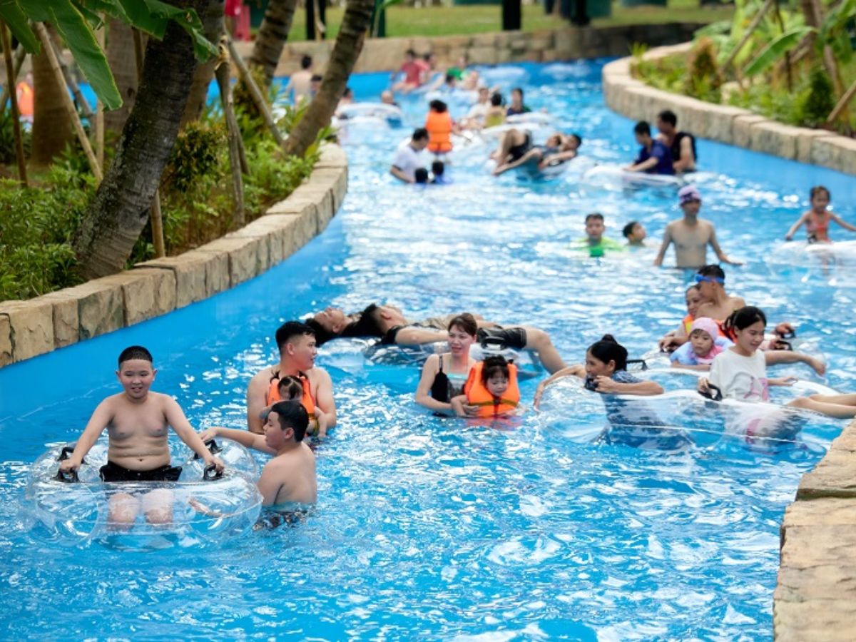 Mua vé Sun World Sam Son online tiện lợi giúp hành trình vui chơi trọn vẹn.
