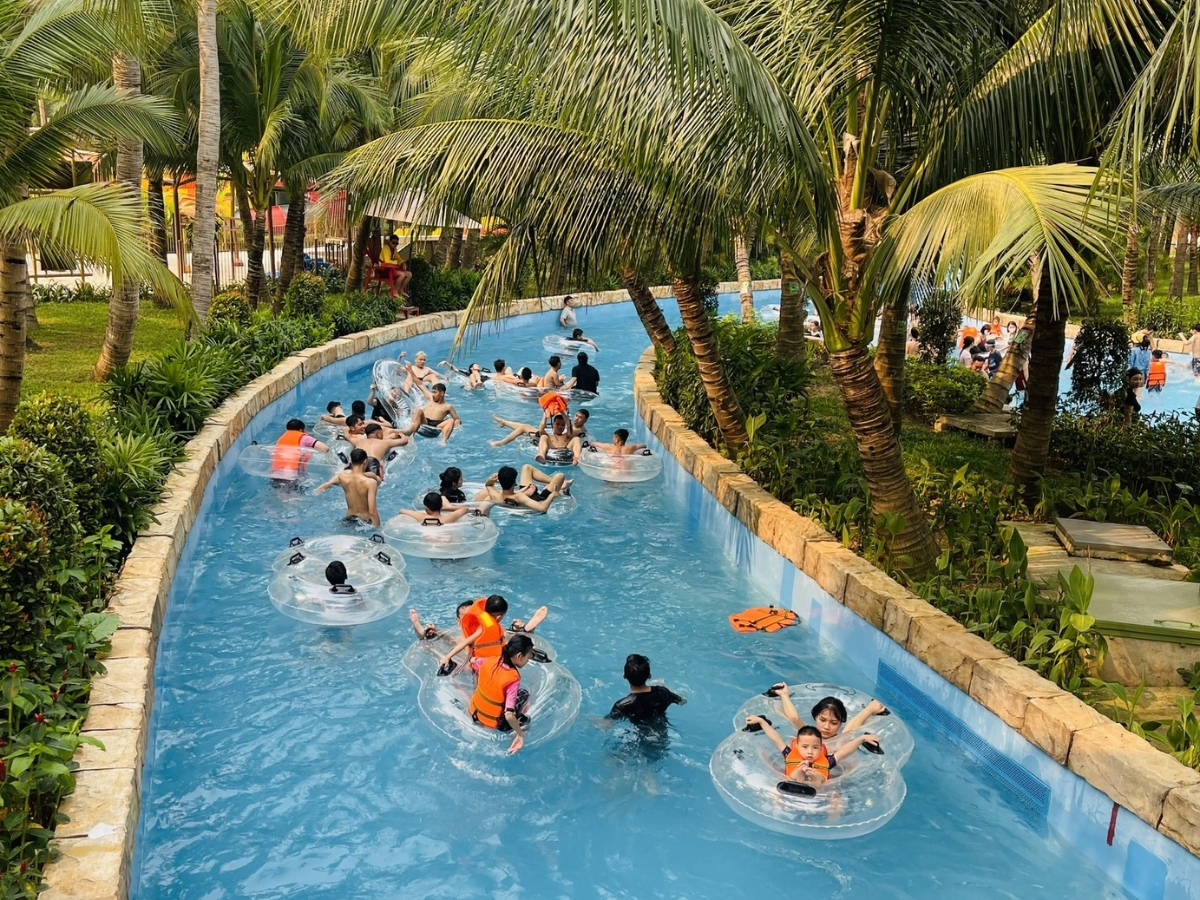 Du khách nên sắp xếp lịch trình hợp lý để có thể thoải mái vui chơi, không bị “đuối sức”.