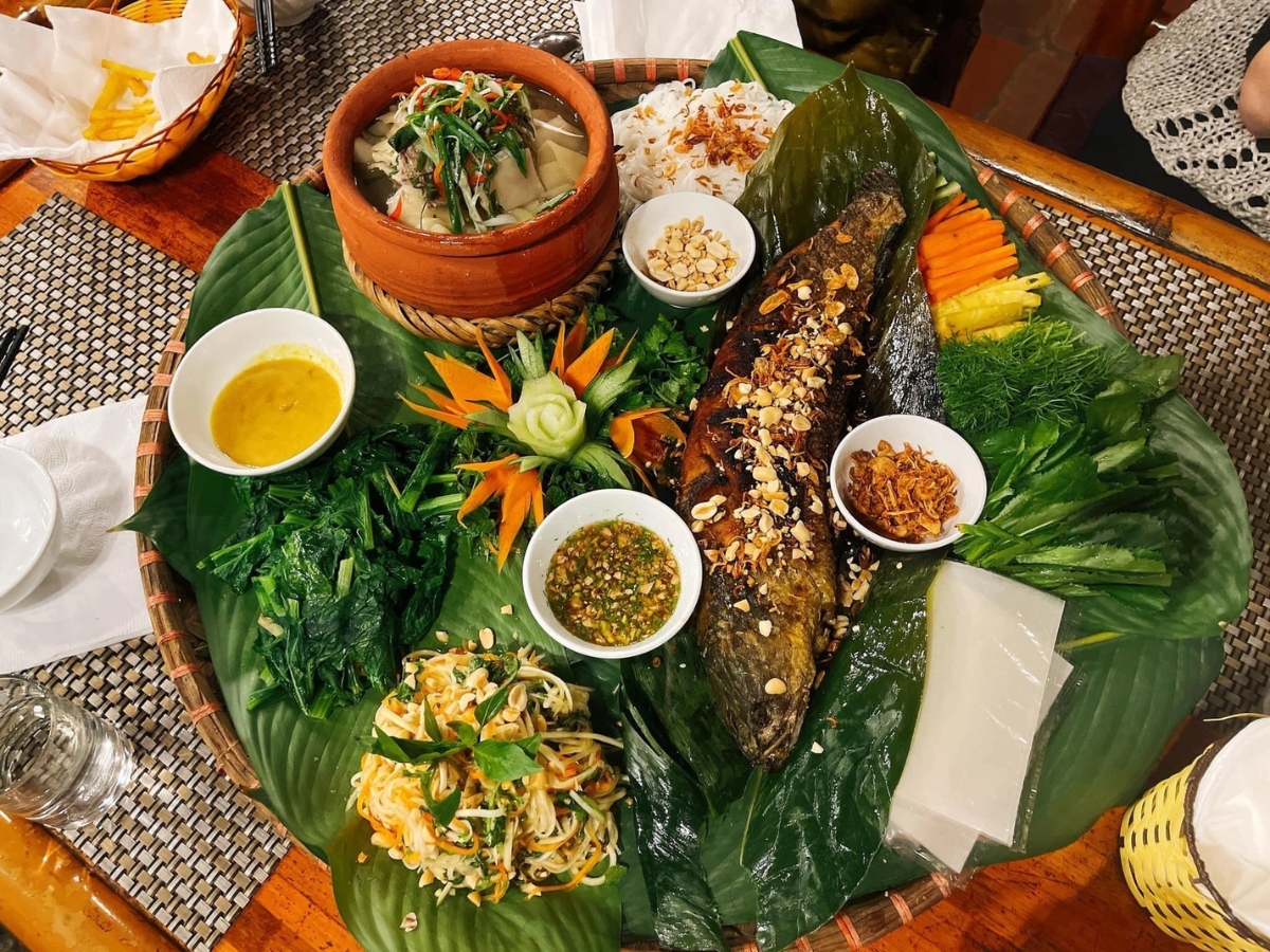 Ẩm thực Pù Luông mang đậm bản sắc địa phương và sự mộc mạc.