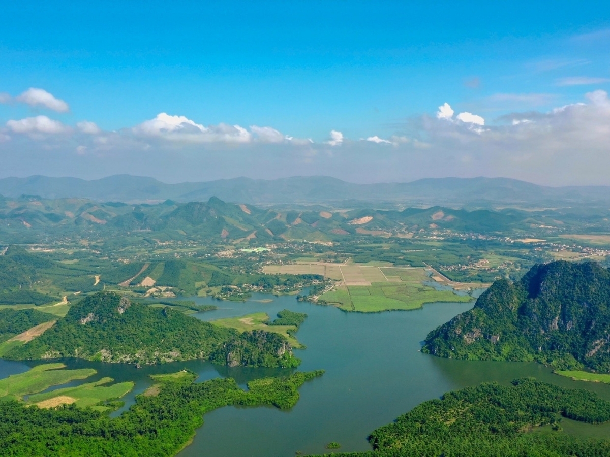 Bến En là điểm du lịch sinh thái nổi bật của Thanh Hóa với không gian yên bình và gần gũi thiên nhiên.