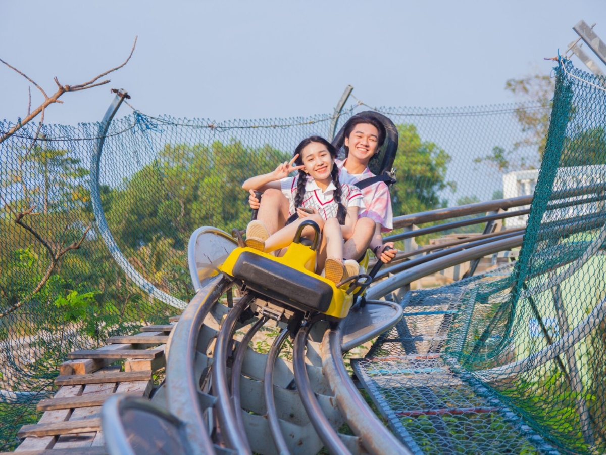 Kết hợp vui chơi tại Hồ Mây Park