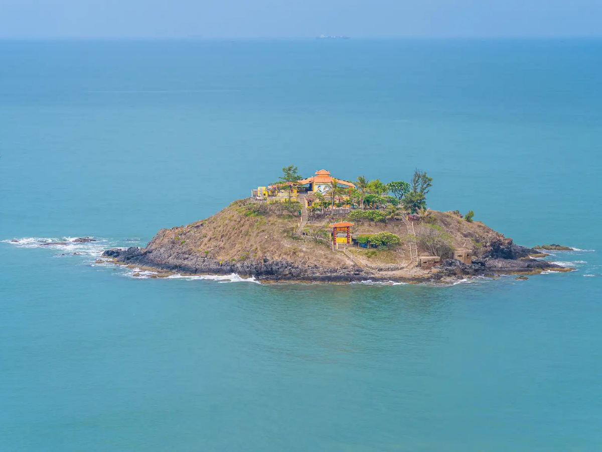 Hòn Bà Vũng Tàu là hòn đảo bí ẩn, linh thiêng nơi biển cả