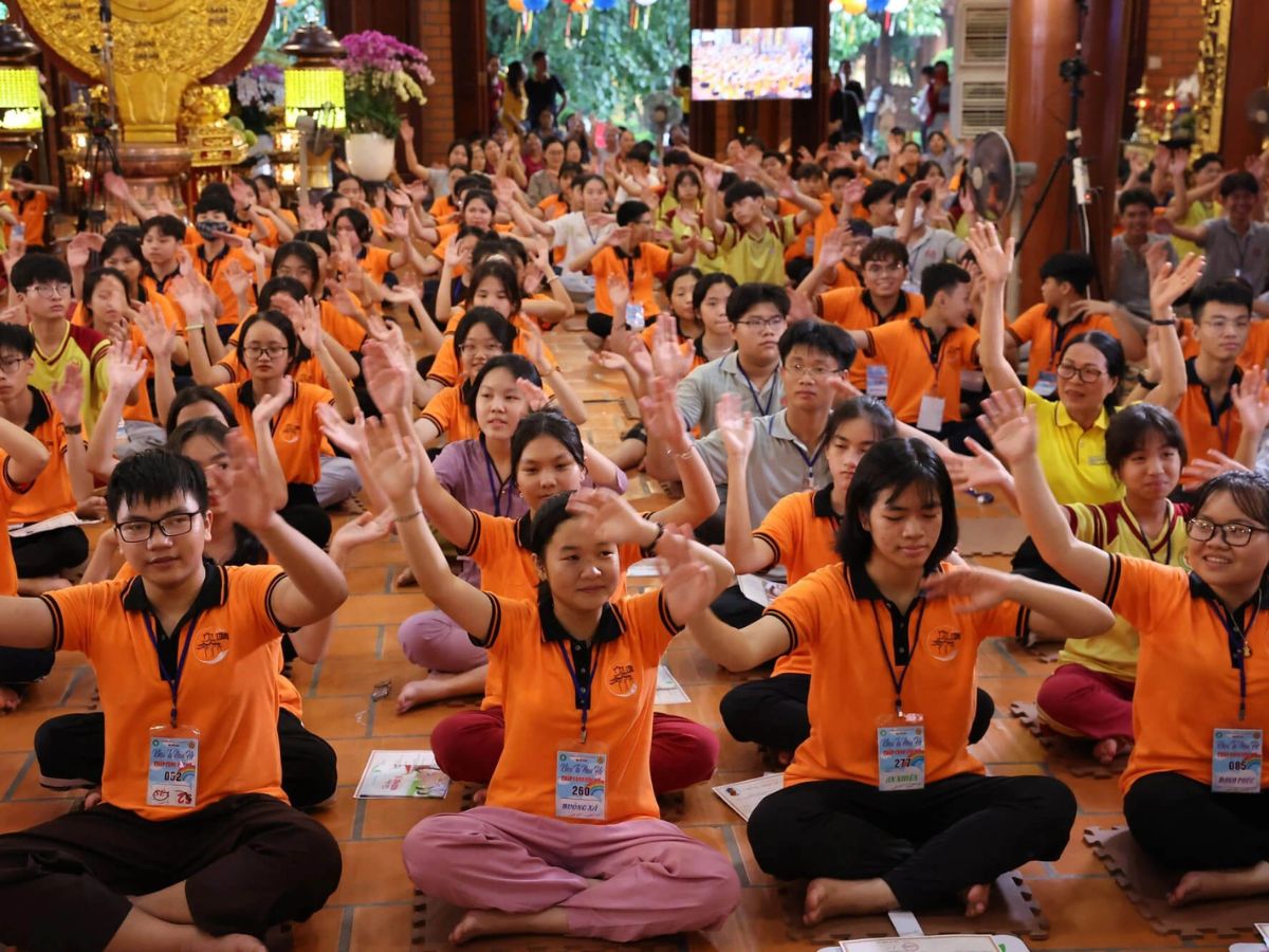 Khóa tu tại Thiền Tôn Phật Quang thu hút nhiều phật tử