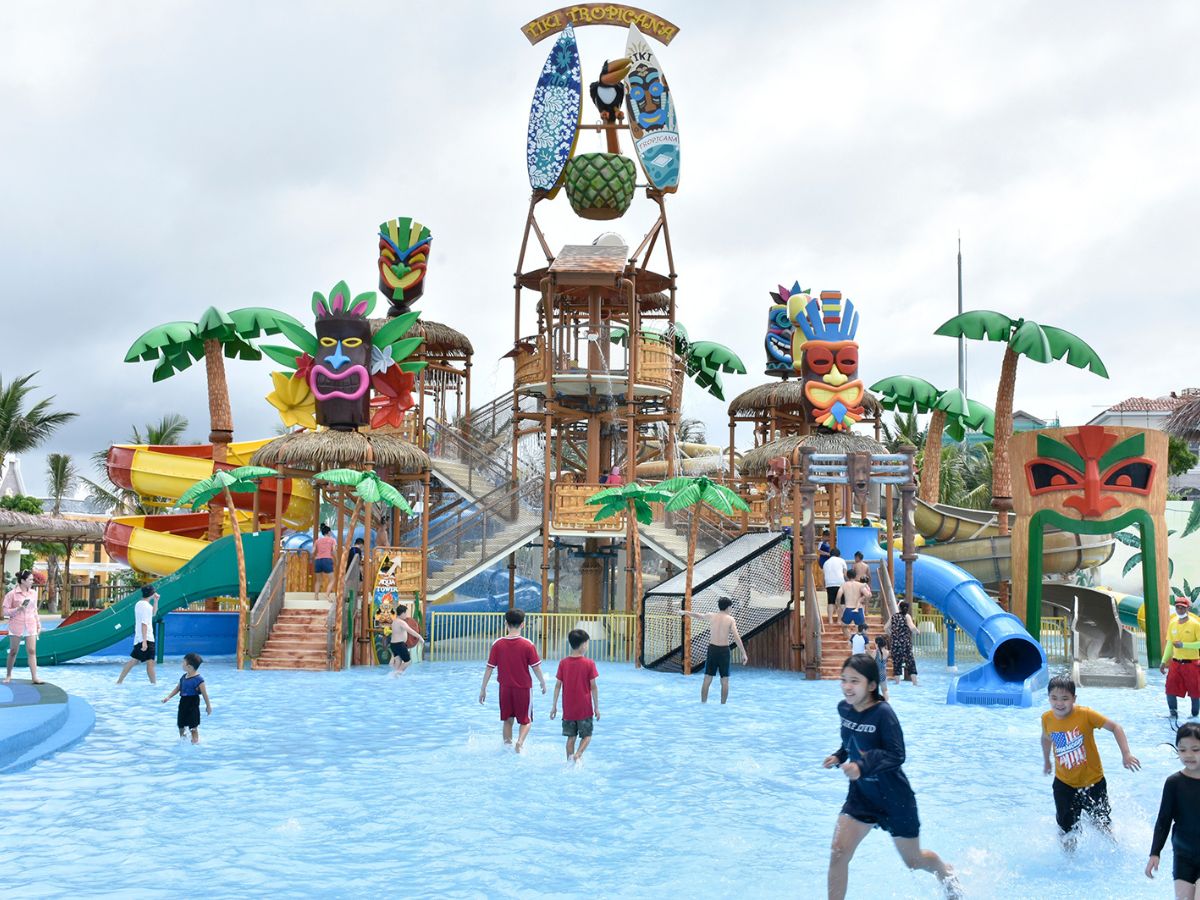 Khu trò chơi ngoài trời và hoạt động biển tại Tropicana Park Hồ Tràm