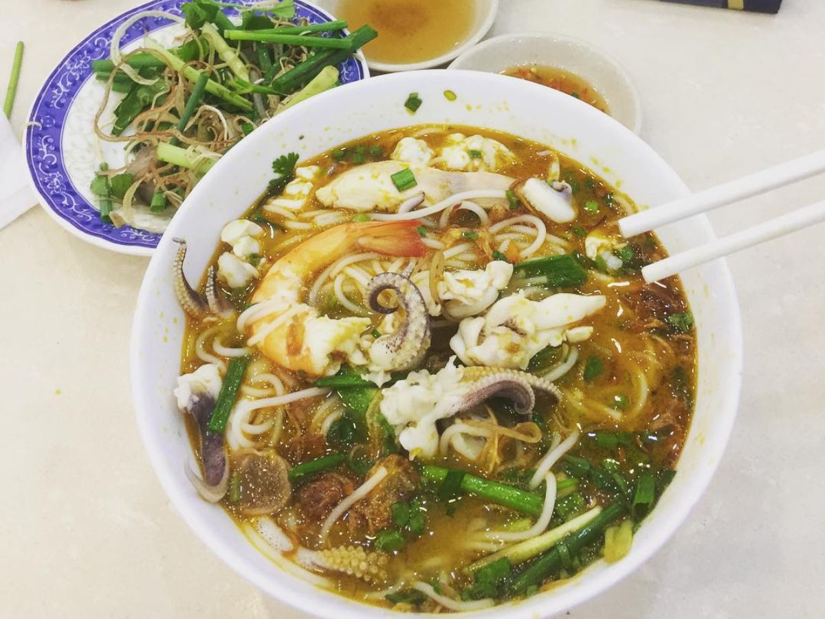 Bún súng Vũng Tàu là món ăn dân dã đậm nét địa phương vùng biển