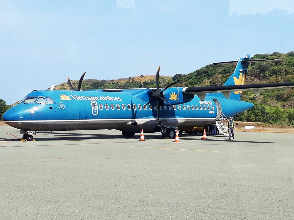 Di chuyển bằng máy bay ra Côn Đảo rút ngắn thời gian cho du khách