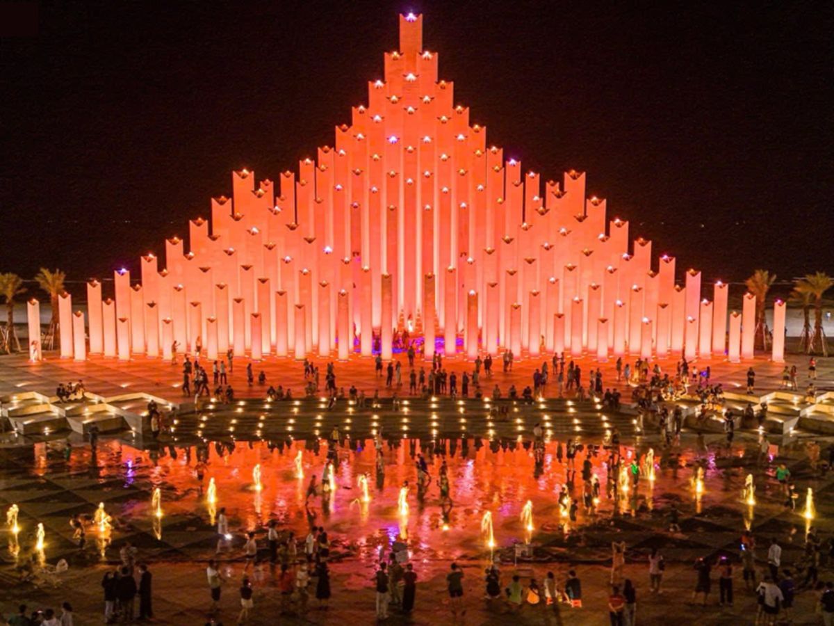 Tháp Tam Thắng ở Bãi Sau là điểm check-in mới nổi thu hút du khách