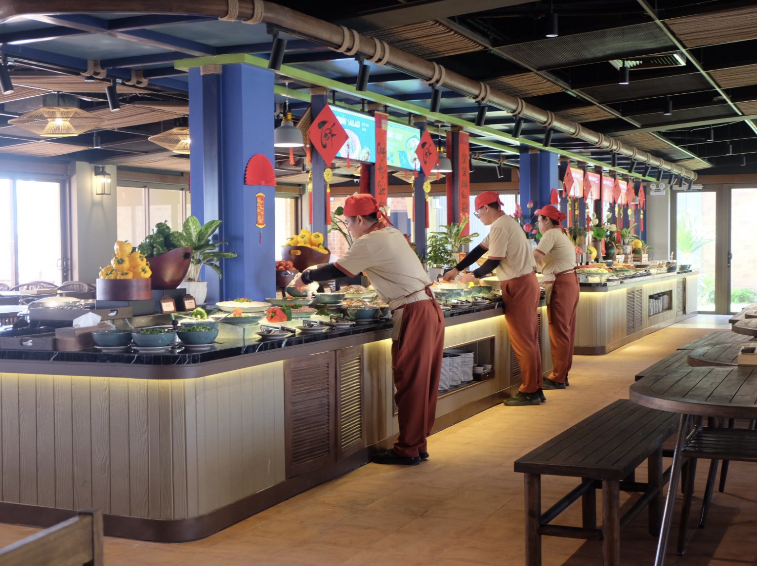 Hệ thống F&B tại Sun World Vung Tau bố trí hợp lý trong khuôn viên Công viên, thuận tiện cho việc di chuyển và nghỉ ngơi giữa các hoạt động vui chơi.