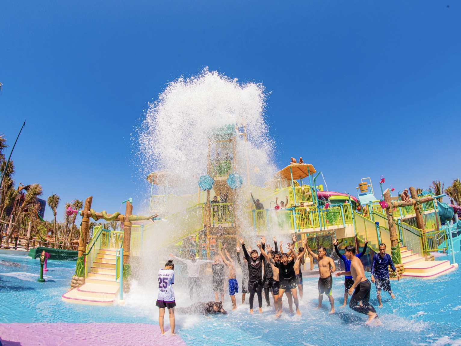 Sun World Vung Tau nhanh chóng trở thành điểm đến thu hút du khách nhờ quy mô vui chơi rộng lớn.