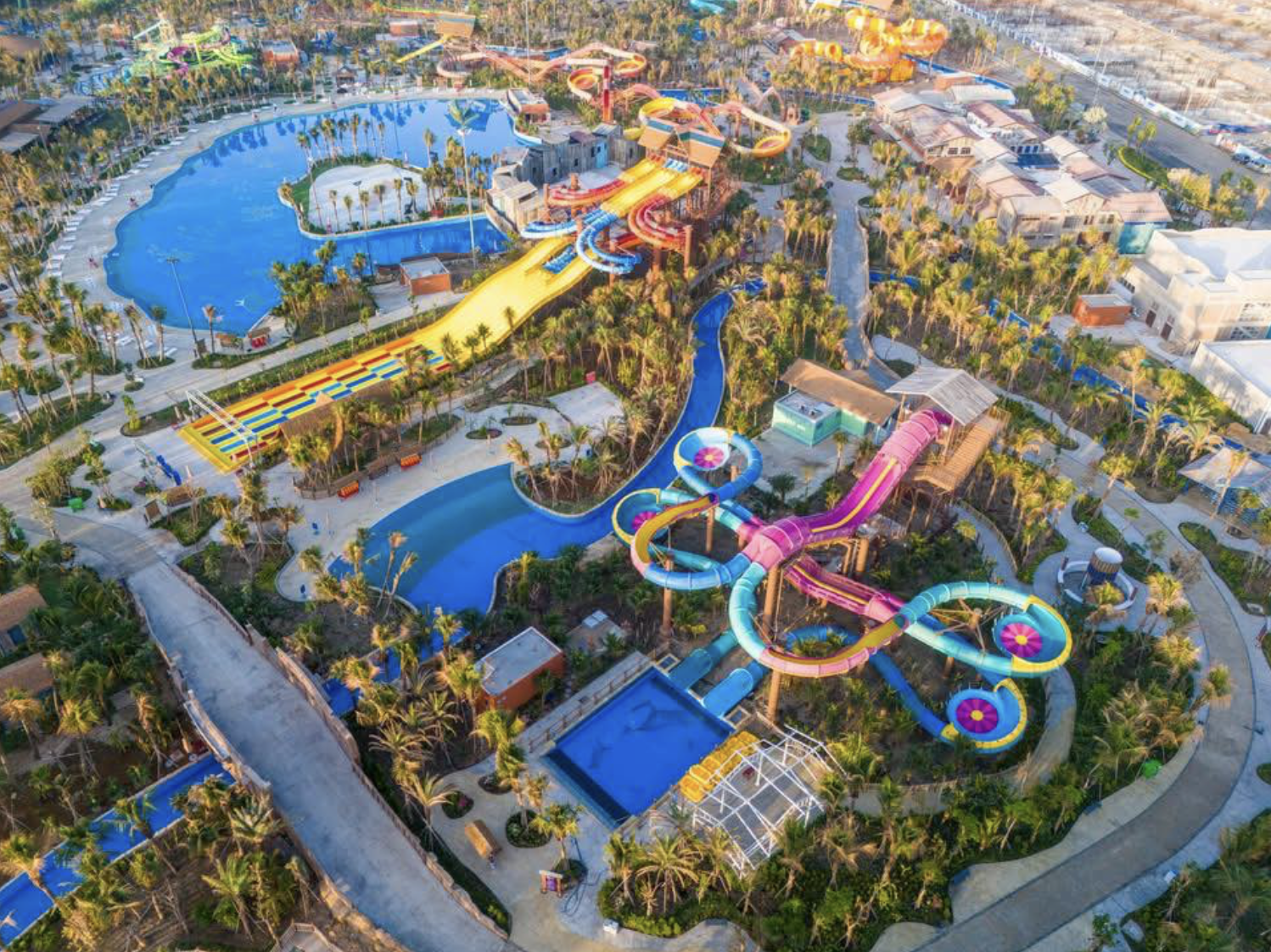 Sun World Vung Tau mang đến cho du khách một tổ hợp giải trí hiện đại.