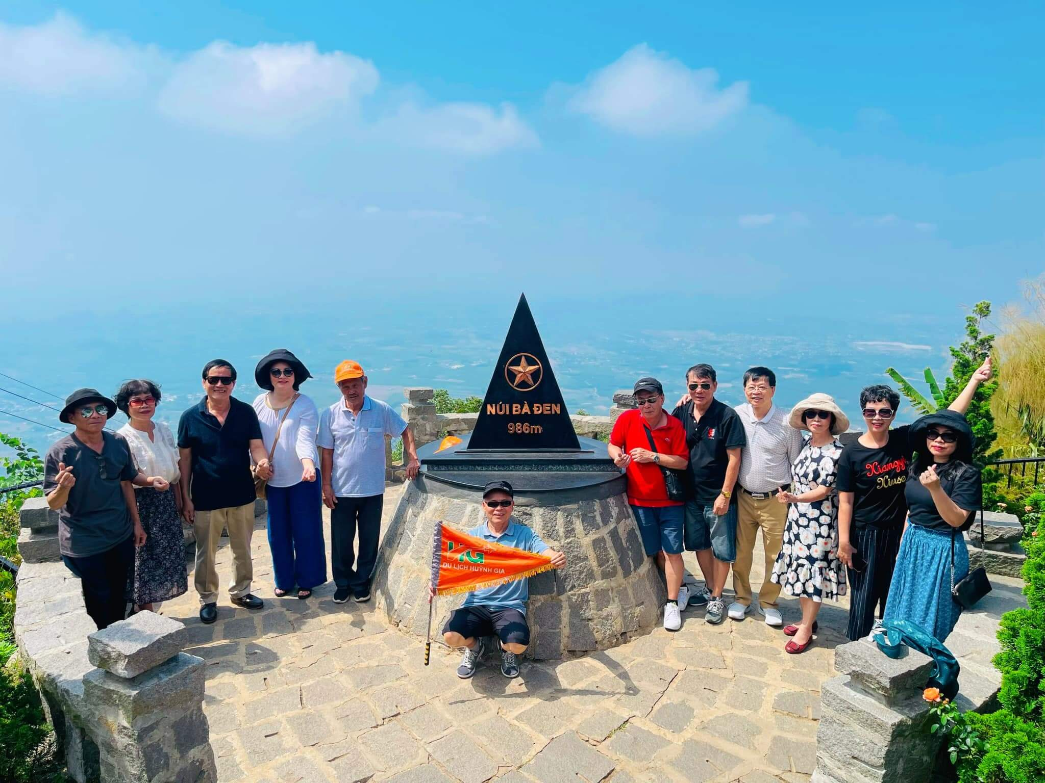Du khách nên tìm hiểu trước những dịch vụ bao gồm trong gói tour