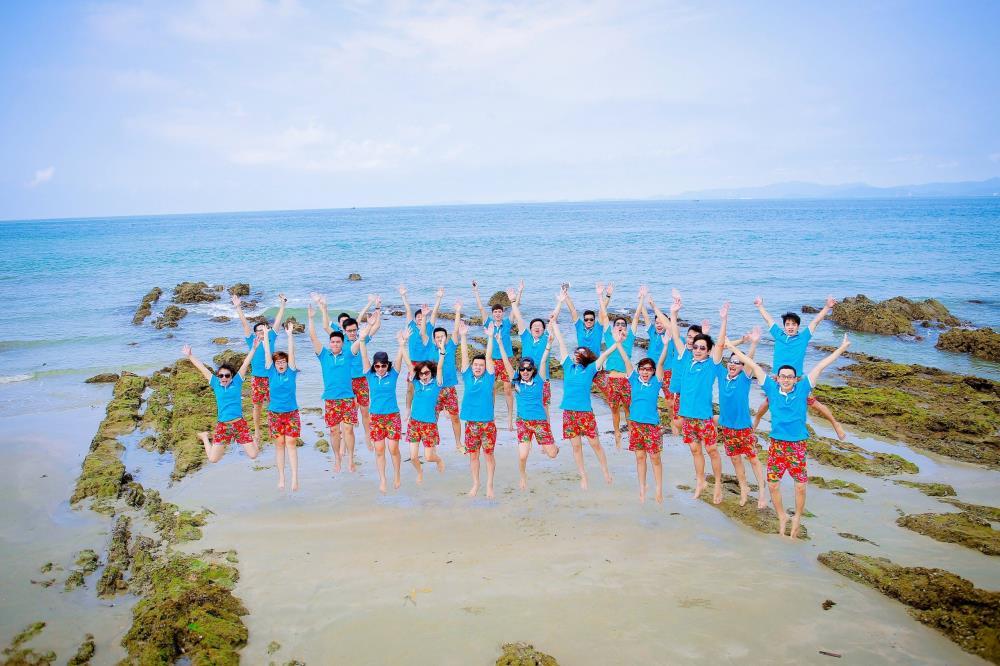 Du khách nên đặt tour vào các ngày trong tuần để tiết kiệm chi phí hơn