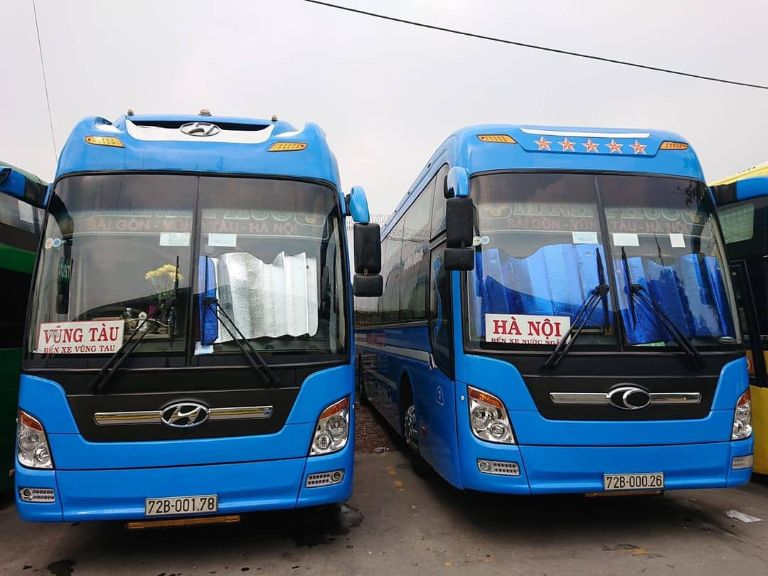 Di chuyển bằng xe khách giúp du khách tiết kiệm chi phí nhất