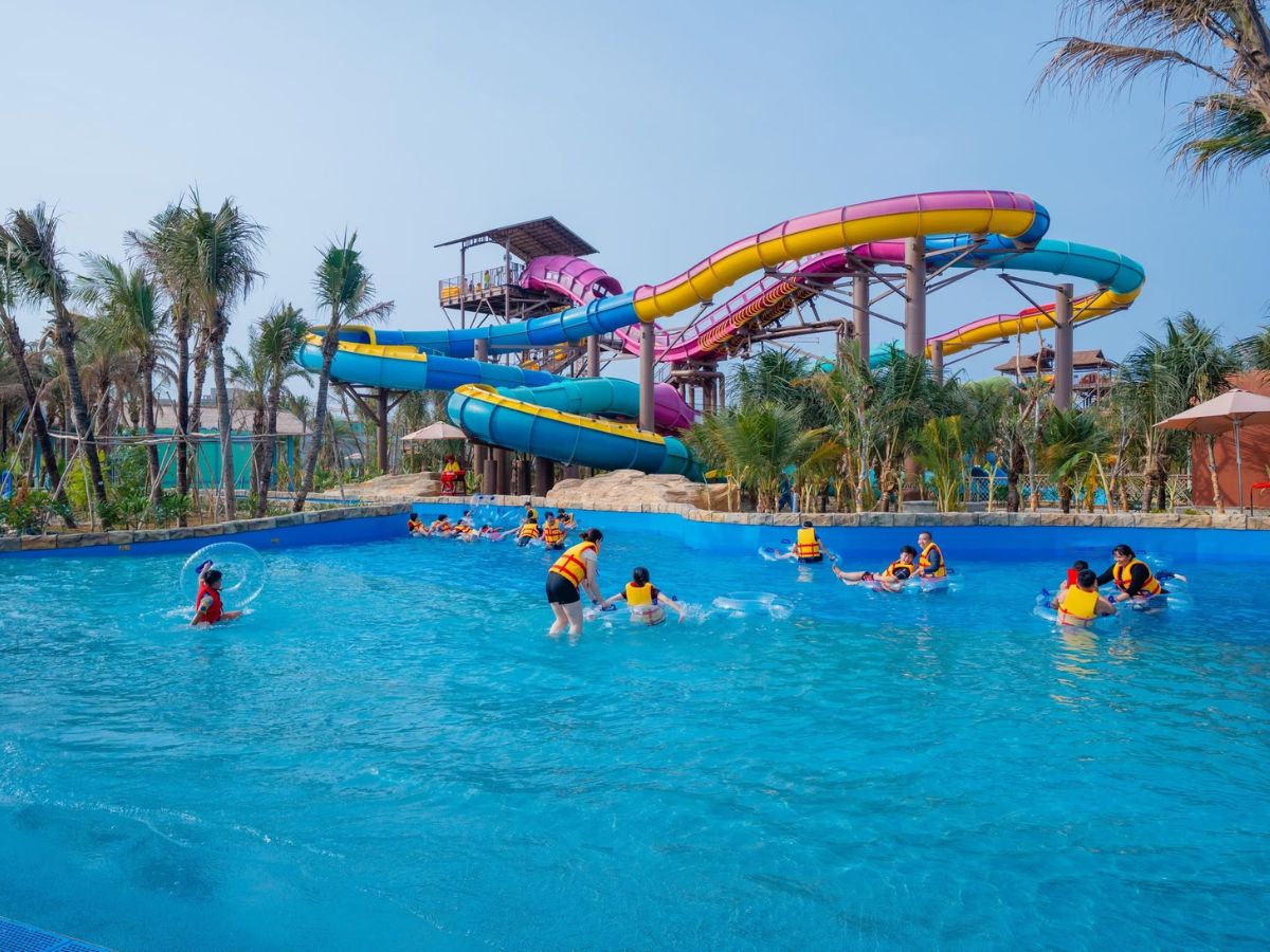 Sun World Vung Tau hứa hẹn là điểm vui chơi giải nhiệt mùa hè mang lại cho du khách nhiều kỷ niệm đáng nhớ trong chuyến đi Vũng Tàu.