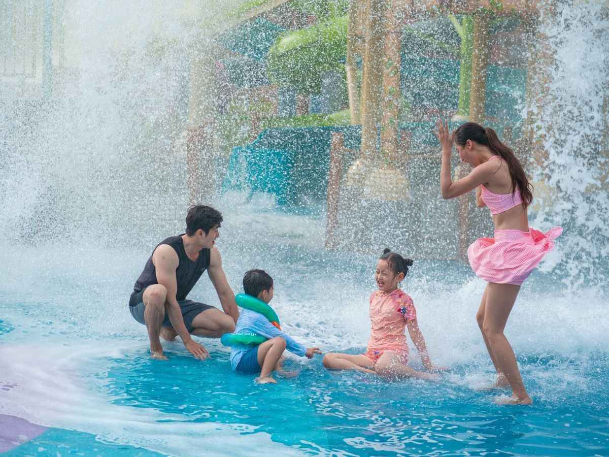Gia đình nên lựa chọn những điểm vui chơi phù hợp trong lịch trình du lịch Vũng Tàu để có được những khoảnh khắc vui vẻ bên nhau.