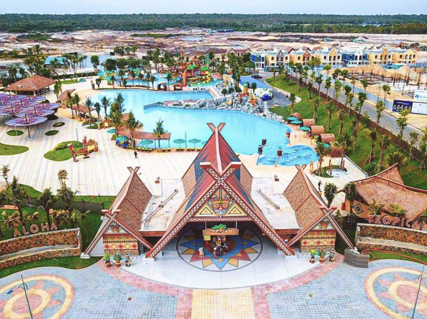 Không gian công viên nước Tropicana Park Hồ Tràm với thiết kế nhiệt đới phong cách Polynesia
